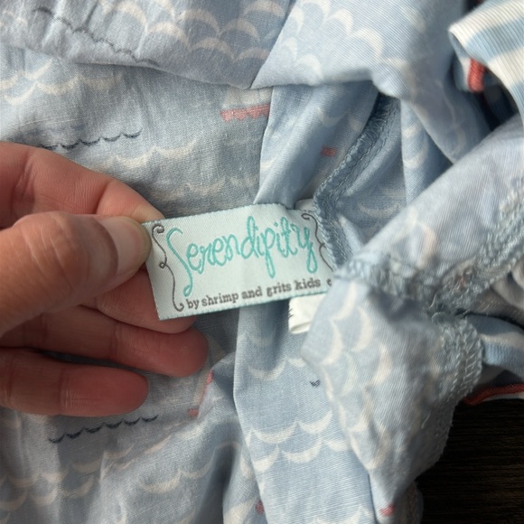 Serendipity Blue and White Sailboat Top size 9/10 - Picture 3 of 5